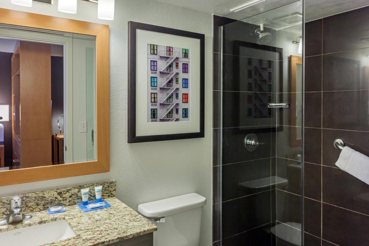 One-Bedroom King Suite,1434599704:JPEG