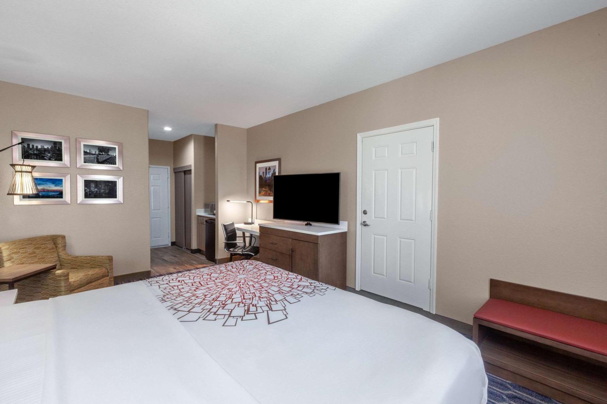 Standard King Room,1275836482:JPEG