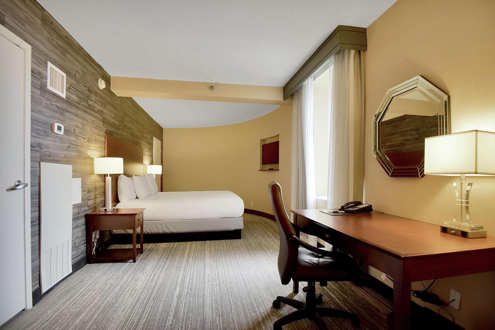 King Room,1552300369:JPEG